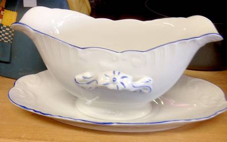 Manueline Blue Gravy Boat & Underplate