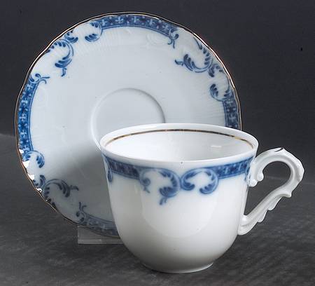 Macao Flat Cup & Saucer Set