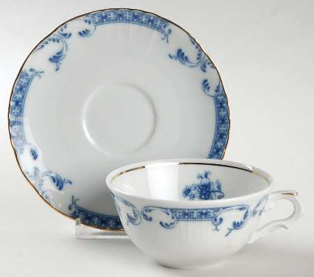 Macao Flat Cup & Saucer Set