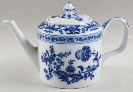 Margao Teapot & Lid
