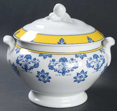 Pavilion (Castelo Branco) Tureen &  Lid