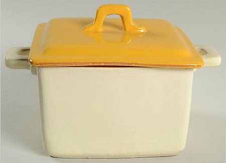 Cucina Fresca 1.75 Quart Square Casserole with Lid