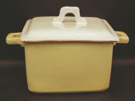 Cucina Fresca 1.75 Quart Square Casserole with Lid