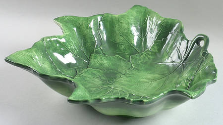 Foglia Fresca 15" Large Salad Serving Bowl