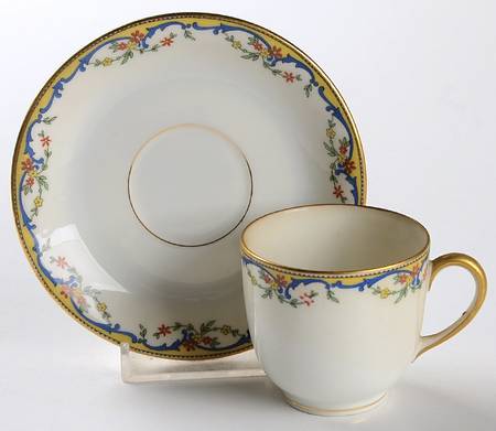 The Meuse (Red Flowers, Blue) Flat Demitasse Cup & Saucer Set