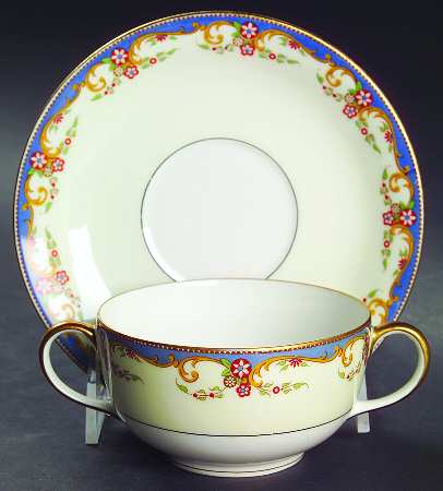 The St. Quentin Flat Bouillon Cup & Saucer