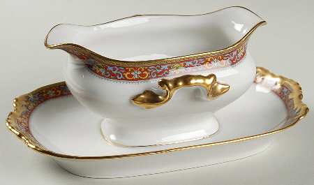 VIG1 Gravy Boat with Attached Underplate