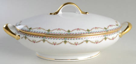 VIG14 Oval Covered Vegetable