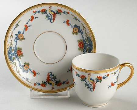 VIG25 Footed Demitasse Cup & Saucer Set