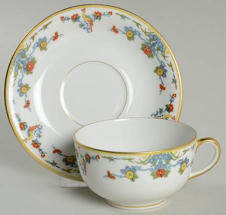 VIG25 Flat Cup & Saucer Set