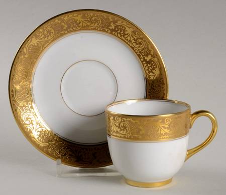 VIG28 Flat Demitasse Cup & Saucer Set