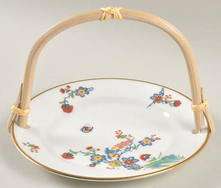 VIG41 5 3/8"-5 5/8" Bamboo Handled Serving Plate  HC