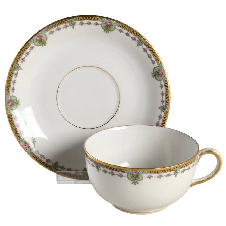 VIG56 Flat Cup & Saucer Set