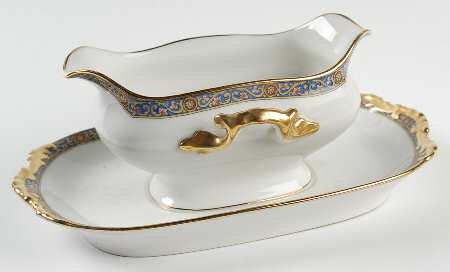 VIG6 Gravy Boat with Attached Underplate