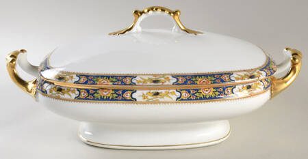 Loeser's Oval Covered Vegetable