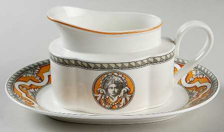 Acanthus Gravy Boat & Underplate/Relish