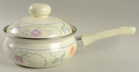 Albertina 1.5qt Metal Covered Saucepan