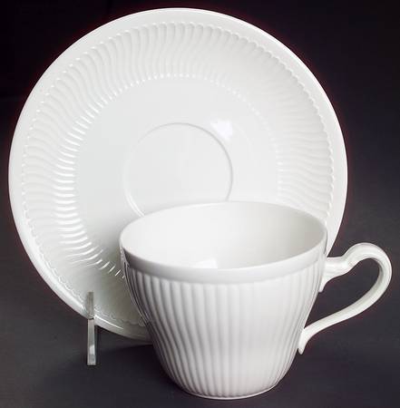 Allegretto Breakfast Cup & Saucer Set
