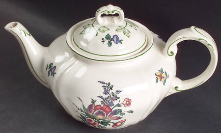 Alt Strassburg (Trim Off Edge) Teapot & Lid