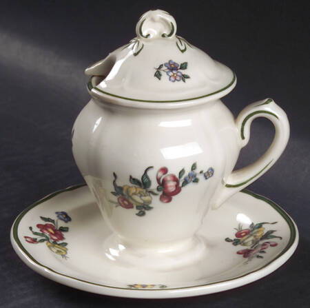 Alt Strassburg (Trim Off Edge) Mustard with Lid & Attached Underplate