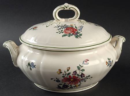 Alt Strassburg (Trim Off Edge) Round Covered Vegetable
