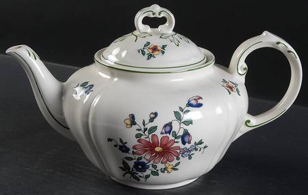 Alt Strassburg (Trim Off Edge) Teapot & Lid