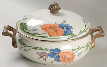 Amapola 4 Qt Metal Covered Casserole