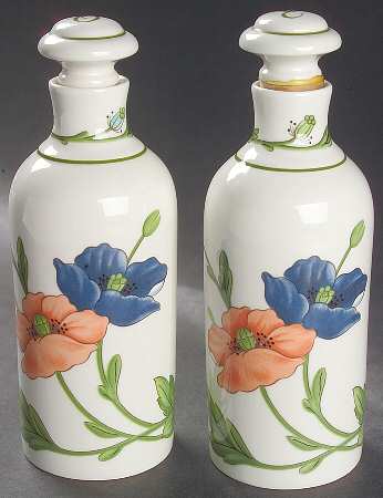 Amapola Vinegar and Oil Set with "V" and "O" Stoppers