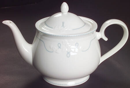 Amado Teapot & Lid
