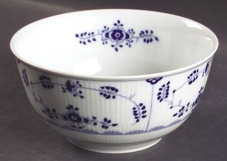 Amalienburg 7" Round Vegetable Bowl