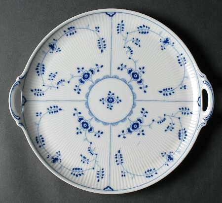 Amalienburg Handled Cake Plate