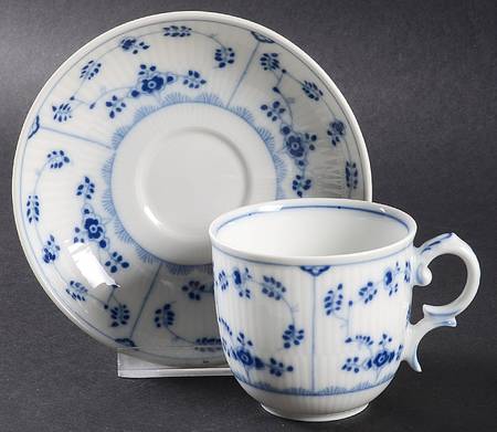 Amalienburg Flat Demitasse Cup & Saucer Set