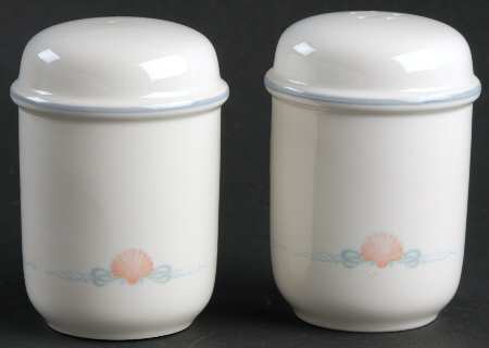 Amalfi Salt & Pepper Set
