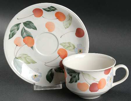 Amigo Flat Cup & Saucer Set