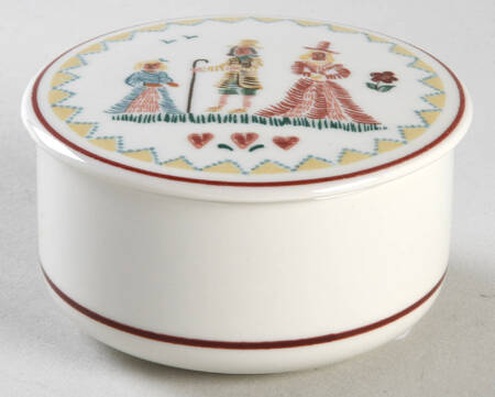 American Sampler Small Candy Box & Lid