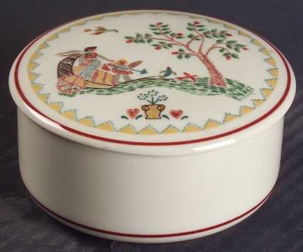 American Sampler Medium Candy Box by Villeroy & Boch
