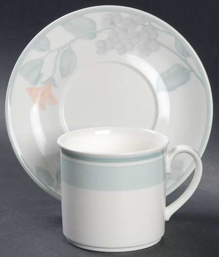 Aria Flat Cup & Saucer Set
