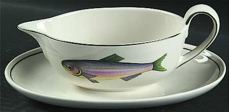 Atlantic (Fish, No Flowers, Cream) Gravy Boat with Attached Underplate