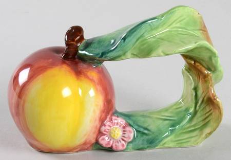 Basket Figural Napkin Ring