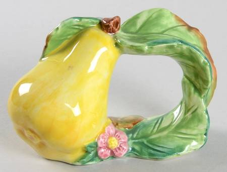 Basket Figural Napkin Ring