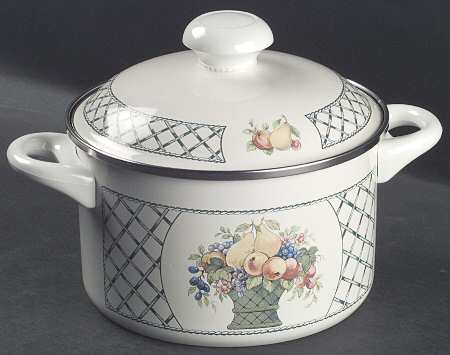 Basket 3 Quart  Metal Stew Pot
