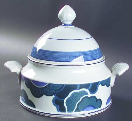 Blue Cloud Round Covered Vegetable