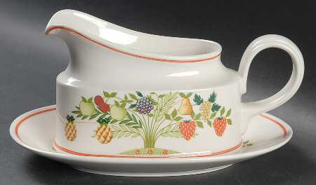 Bon Appetit Gravy Boat & Underplate