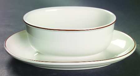 Boutique Gravy Boat with Attached Underplate