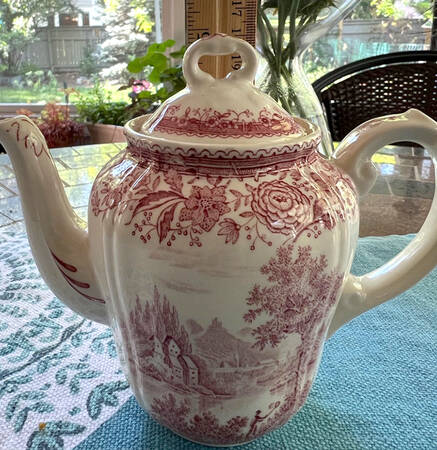 Burgenland Maroon Individual Coffee Pot & Lid