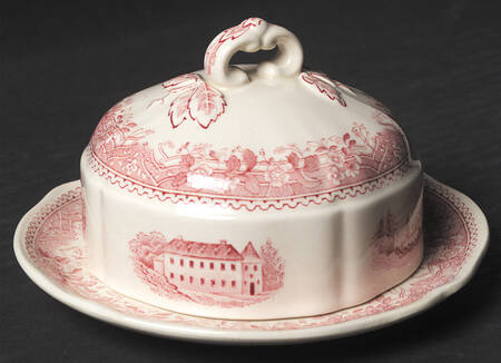 Burgenland Maroon Round Covered Butter