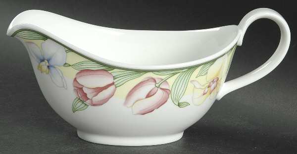 Canari Gravy Boat