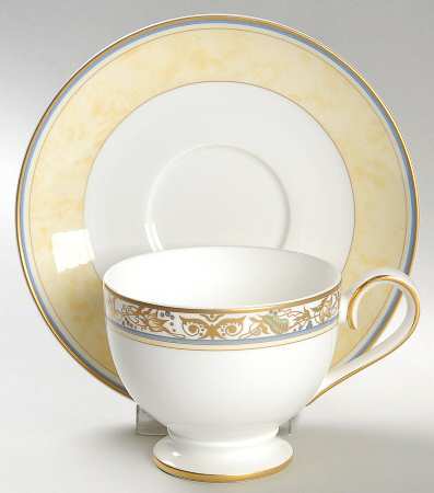 Cannes Footed Cup & Saucer Set