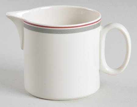 Carrousel Creamer