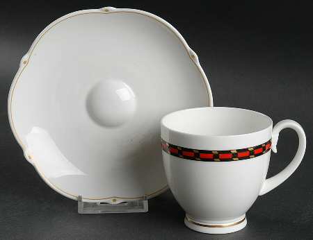 Castellon Footed Cup & Saucer Set